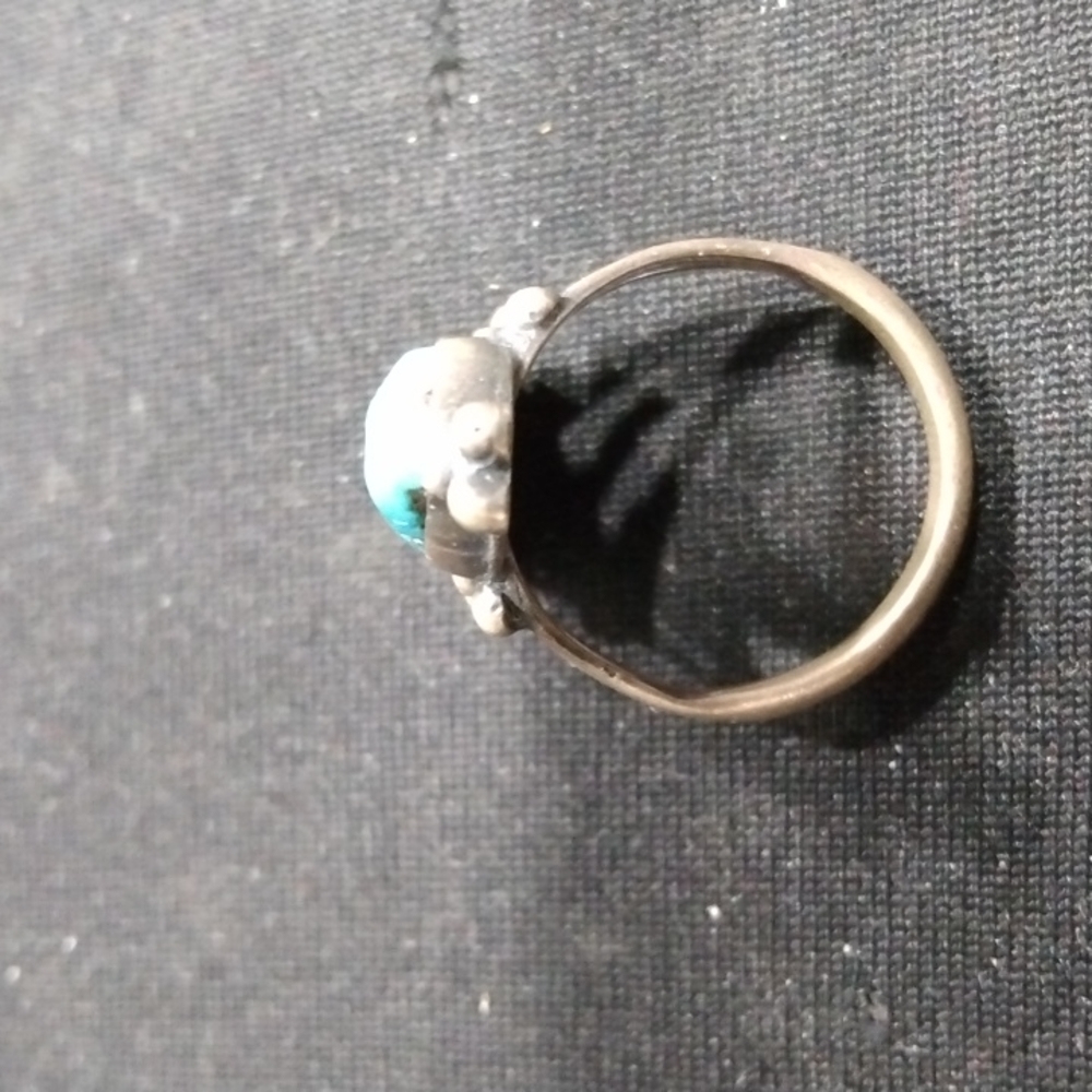 Native American Style Ring - Picture 4 of 5